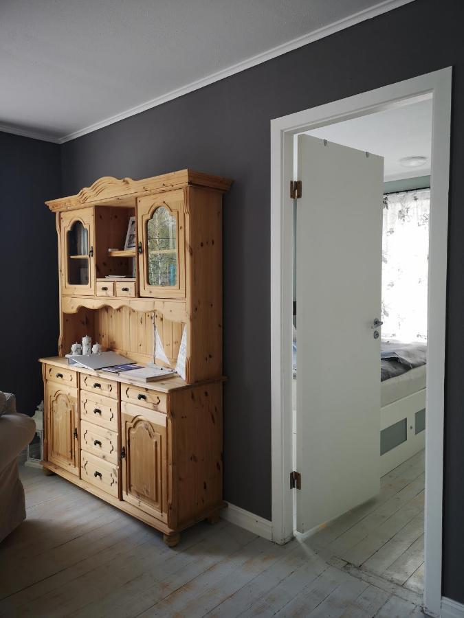 Old School Pa Eidslandet - Exclusive Apartment Buitenkant foto